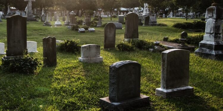 Cidade paulista chama atenção por não ter cemitério e nem maternidade