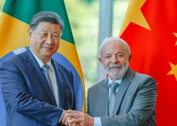 China não se contenta com a maior mina de ouro do mundo e descobre enorme reserva de petróleo