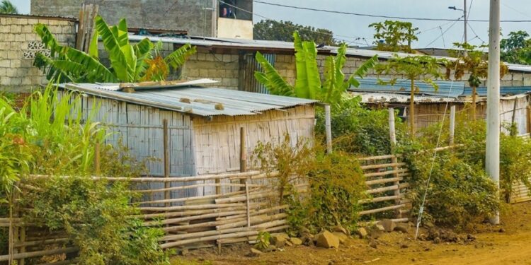 Prefeito sofre ameaças após combater loteamentos irregulares