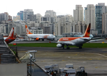 Único aeroporto brasileiro entre os melhores do mundo vai ganhar shopping com mirante para ver aviões