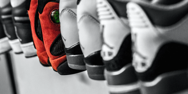 Marca de óculos muito famosa no Brasil passou a vender tênis