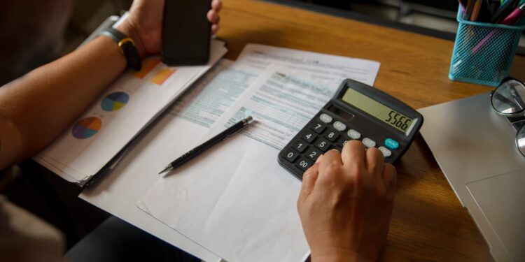 Maneira que poucos conhecem para limpar o nome no SPC