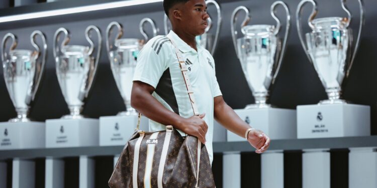 Aconteceu agora: Endrick é liberado pelo Real Madrid para procurar um novo clube