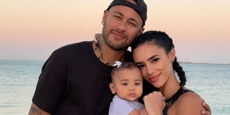 Bruna Biancardi não quis saber e confirmou assinatura de Neymar fora do Santos