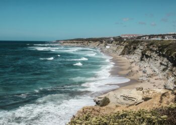 Qual é a diferença entre Oceano e Mar?