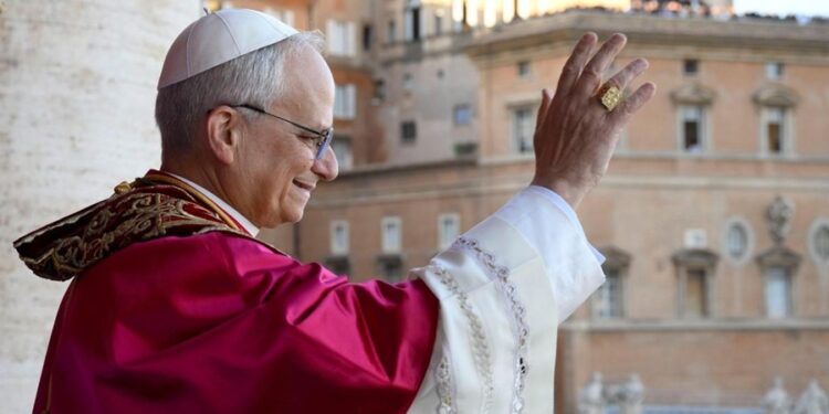 Papa Leão 14 bate o martelo e volta com velha tradição da Igreja Católica