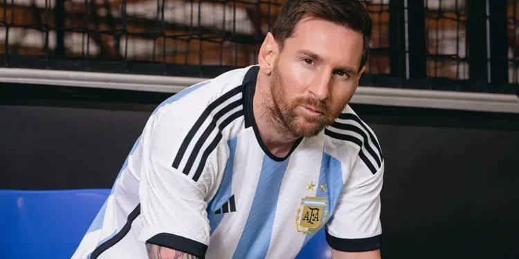 Ficamos de queixo caído com o valor que Messi ganha da Adidas todos os anos