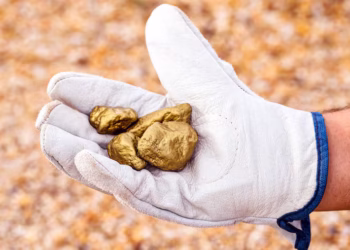 Mina de ouro descoberta recentemente é tratada como a maior do mundo e vale R$ 448 bilhões