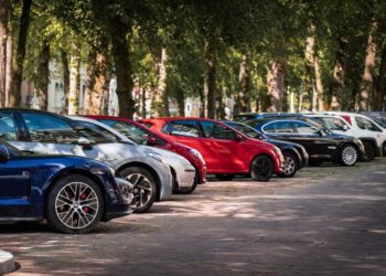 Lista de carros que não serão mais aceitos na Uber é divulgada