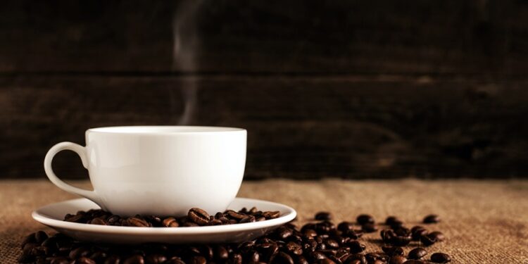 Bebida criada na África chegou ao Brasil quebrando a banca e conquistando o país todo