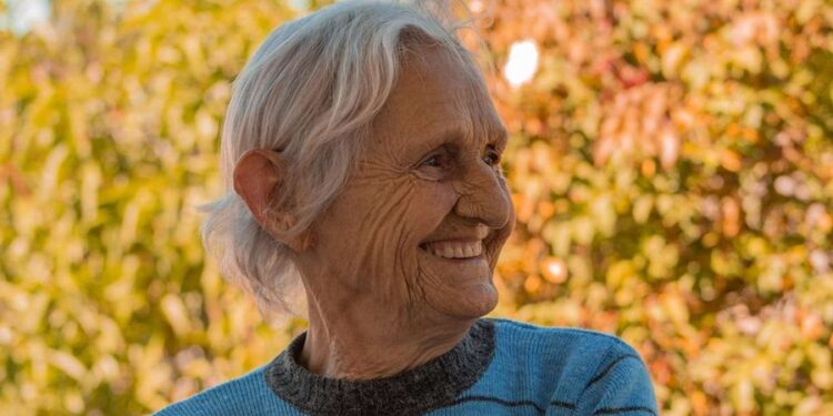 Cientistas anunciam idade máxima para viver: Depois disso, quase impossível