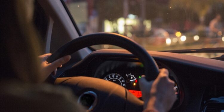 Brasil vai receber apenas uma unidade do novo carro mais rápido do mundo que custa R$ 13 milhões