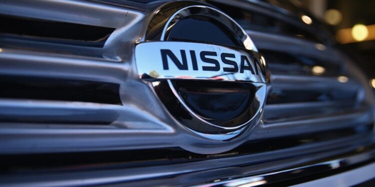 Nissan bate o martelo e define substituto do Kicks Play