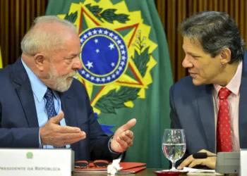 Haddad e Lula definiram novo valor do salário mínimo: Data que começa ser pago