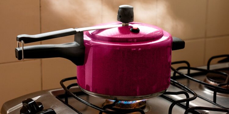 Substituto da panela de pressão chega trazendo mais segurança e praticidade
