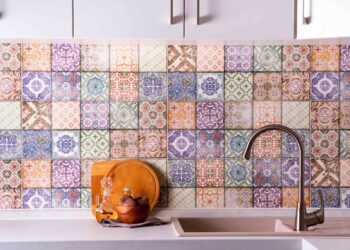 Material que substitui azulejos e tintas sai na frente como tendência para 2026