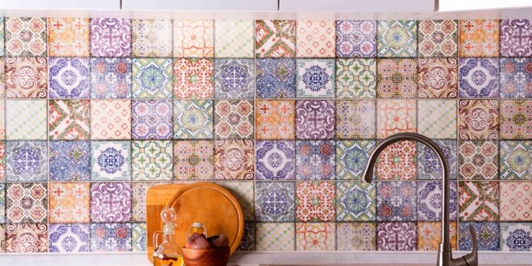 Material que substitui azulejos e tintas sai na frente como tendência para 2026