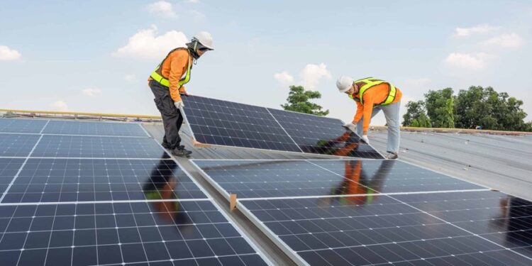 Será possível usar o FGTS para comprar painéis de energia solar em casa?