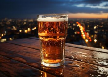 Quem for pego bebendo na rua vai ter que pagar multa acima de R$ 1.000 no Sul do Brasil