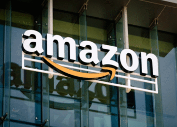 Banco queridinho dos brasileiros oferece parcelamento em 24 vezes para compras na Amazon