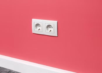 Adeus, tomadas tradicionais: Nova tecnologia promete virar tendência nas casas brasileiras