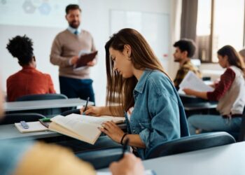 Banco abre inscrições para concurso público e oferece salários de até R$ 14.915