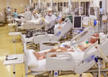 Maior hospital do Brasil tem mais de 20 mil funcionários e movimento comparado ao de um aeroporto internacional