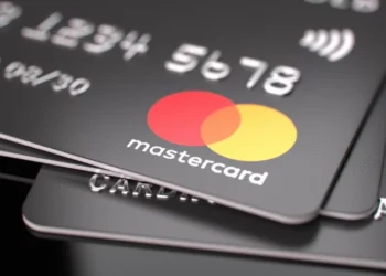 Donos de cartão com bandeira Mastercard agora devem obedecer nova regra de gasto