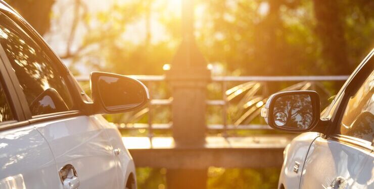 Quem deixa o carro estacionado no Sol perde gasolina