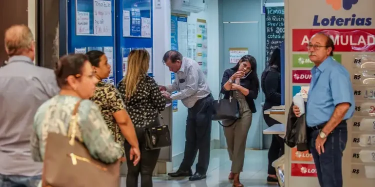 Lotéricas e bancos não abrem nesta terça-feira (11/11) em 5 cidades do MS