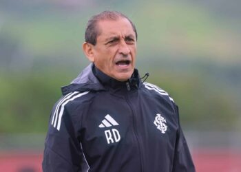 Inter anuncia novo técnico logo após demitir Ramón Díaz