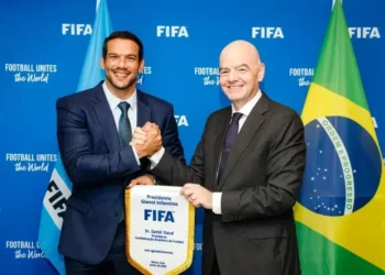 FIFA decide mudar as coisas e cria torneio com seleções masculinas e femininas