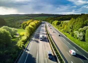 A rodovia de São Paulo que é famosa por multar muitos motoristas por excesso de velocidade