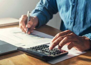 Brasileiros com empresas no Simples Nacional recebem péssima notícia para 2026