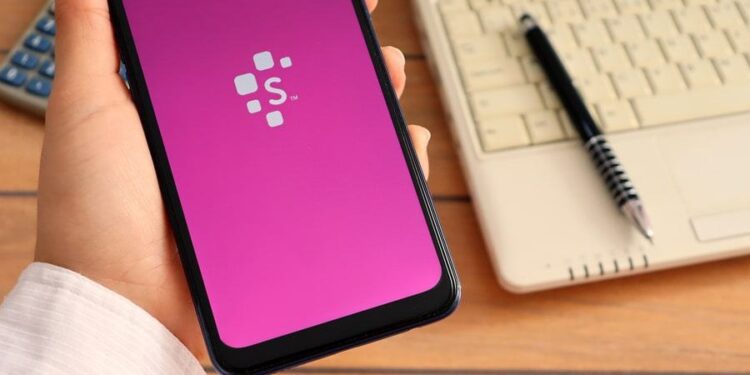 Serasa anuncia parceria para negociar dívidas com até 99% de desconto