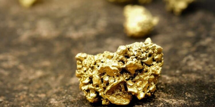 Mineração urbana é a nova mania: Estão encontrando ouro e metais raros em itens que outros jogaram fora