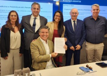 Uber e CMB firmam parceria para ampliar o acesso à saúde por meio datelemedicina em hospitais filantrópicos