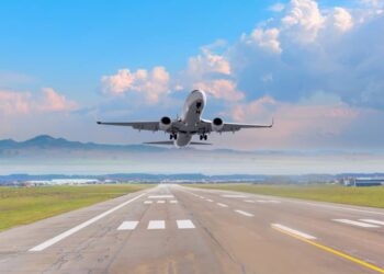 Novo avião capaz de cruzar o mundo sem paradas terá quartos com direito a cama e guarda-roupa