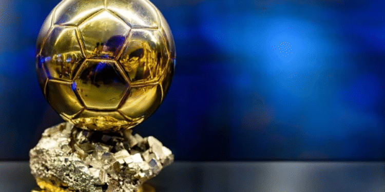 Brasileiro foi reconhecido com 7 Bolas de Ouro e atualmente só perde para Messi