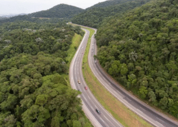 ‘Nova BR-101’ terá velocidade máxima de 120 km/h para eliminar um dos principais gargalos da rodovia