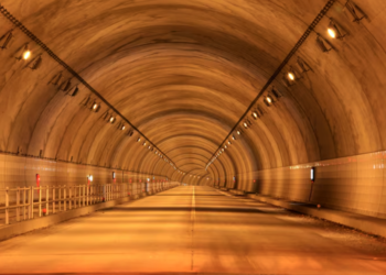 Túnel revolucionário que promete reduzir travessia de 1 hora para 2 minutos sofre novo adiamento