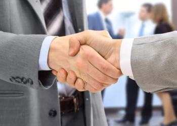 Fusão entre duas empresas vai criar a maior rede pet do Brasil com 515 lojas