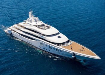 Atenção para quem for viajar: Modelo específico de óculos passa a ser proibido em navios de cruzeiro