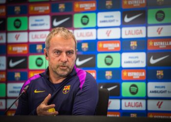 Técnico do Barcelona vai ajudar Carlo Ancelotti na Copa do Mundo de 2026