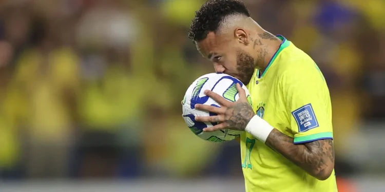 Após Neymar fazer 3 gols, Ancelotti já sabe onde escalar ele na Seleção Brasileira
