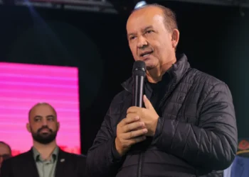 Governador conquista 75% de aprovação no melhor e mais seguro estado do Brasil para viver