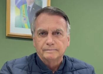 Filho de Jair Bolsonaro manda bem nos investimentos e tem fortuna em imóveis de alto padrão