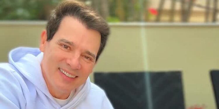 Celso Portiolli arranjou outra maneira de ganhar milhões além do trabalho no SBT