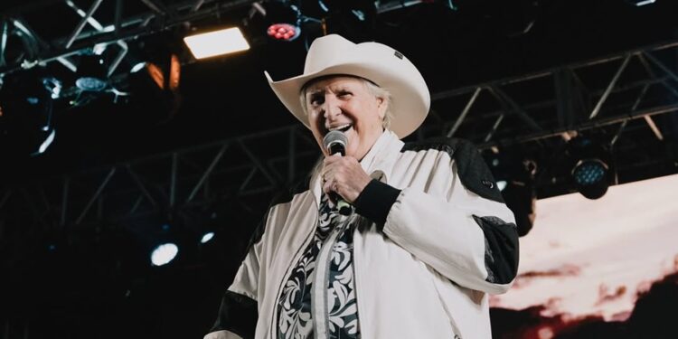 Cantor Sérgio Reis é dono de empresa famosa no Brasil inteiro