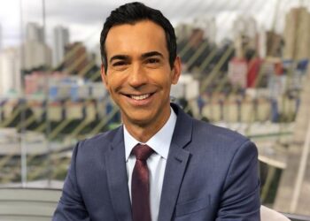 Ficamos sem palavras com o real salário de César Tralli no Jornal Nacional